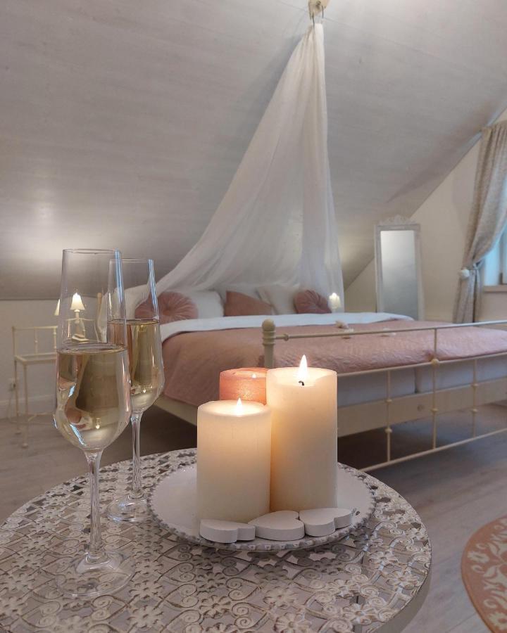 Boutique Hotel Soukenikuv Dum Кутна Гора Екстер'єр фото