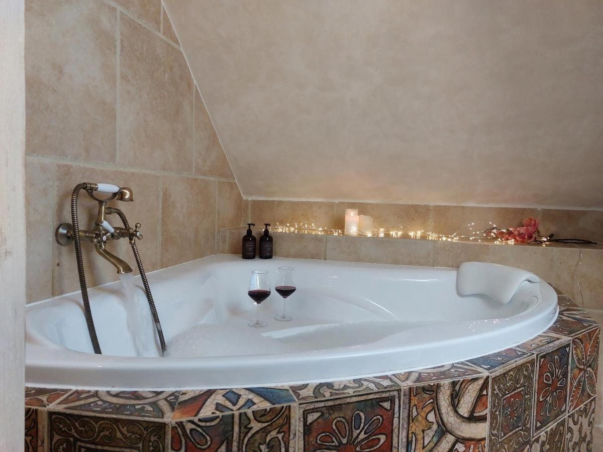Boutique Hotel Soukenikuv Dum Кутна Гора Екстер'єр фото