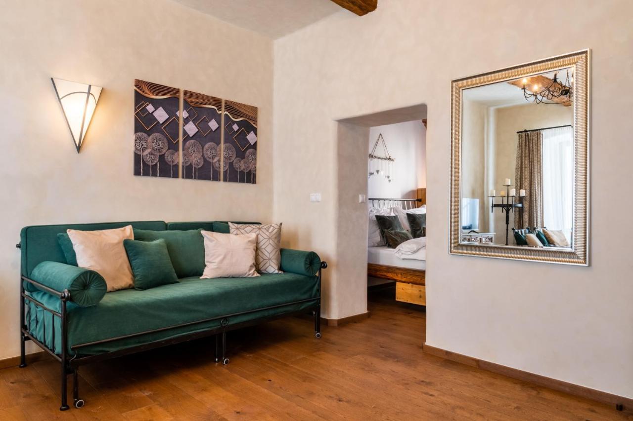 Boutique Hotel Soukenikuv Dum Кутна Гора Екстер'єр фото
